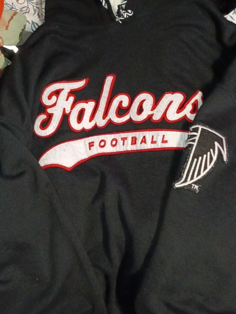 STARTER Falcons Pullover Hoodie - Black & Red